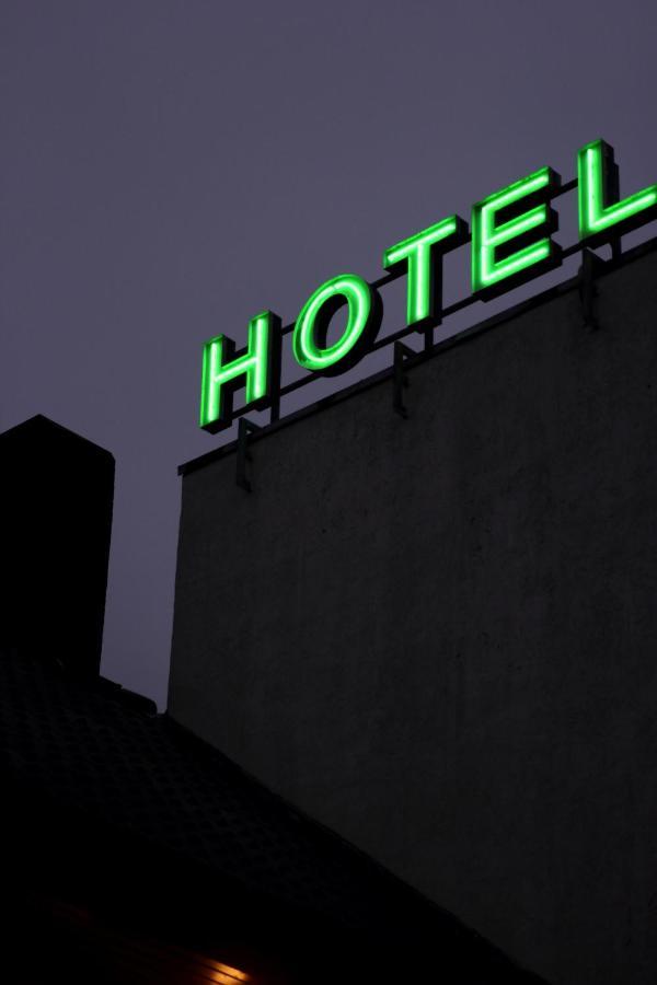 Hotel Gruener Baum Bretzenheim Exteriör bild
